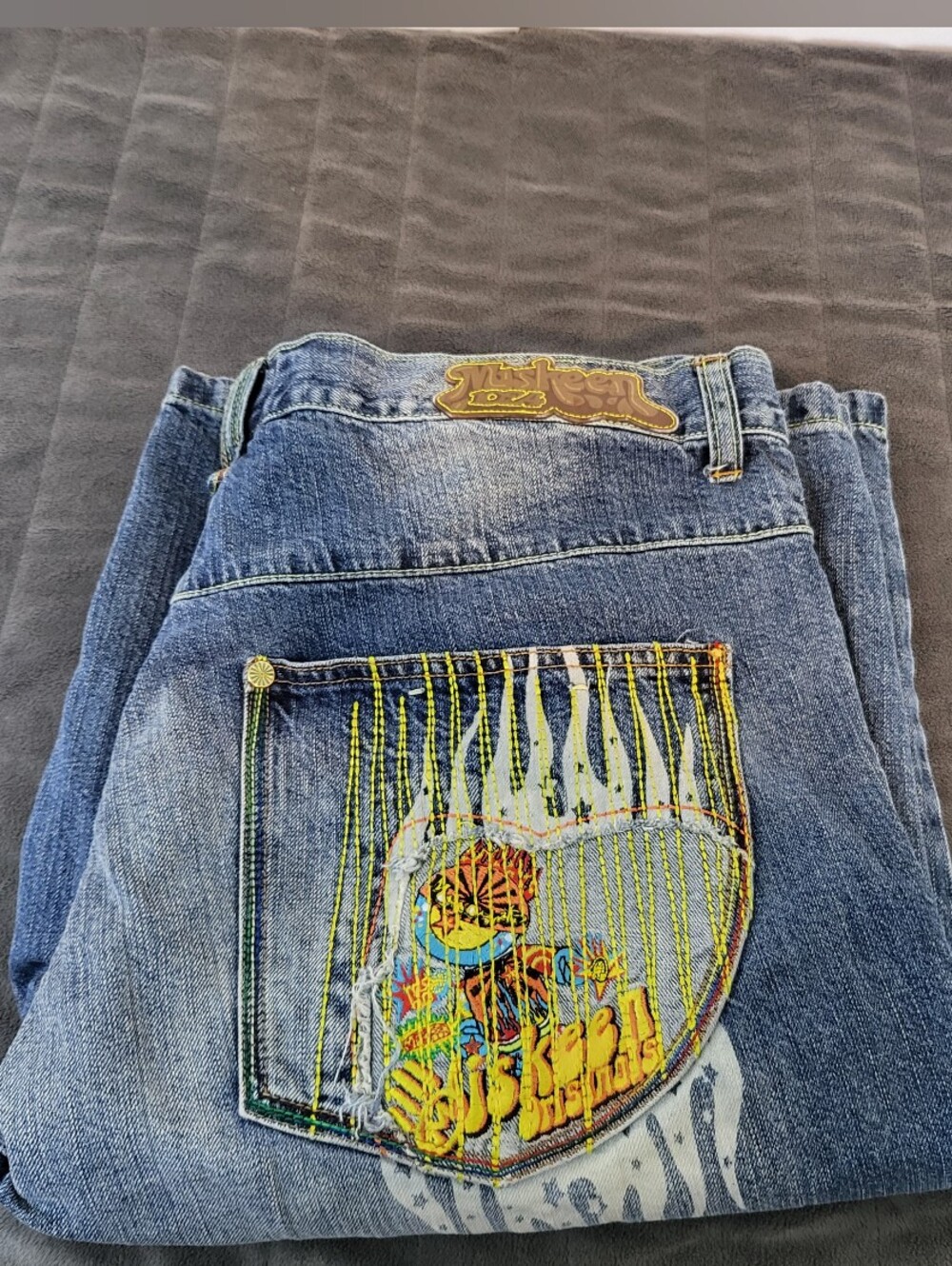 Miskeen Vintage-Style Blue Denim Shorts with Embroidered Back Pocket Size 36
